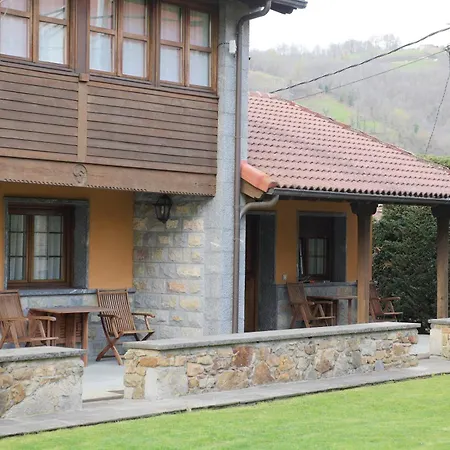 בית כפרי La Casona De Entralgo